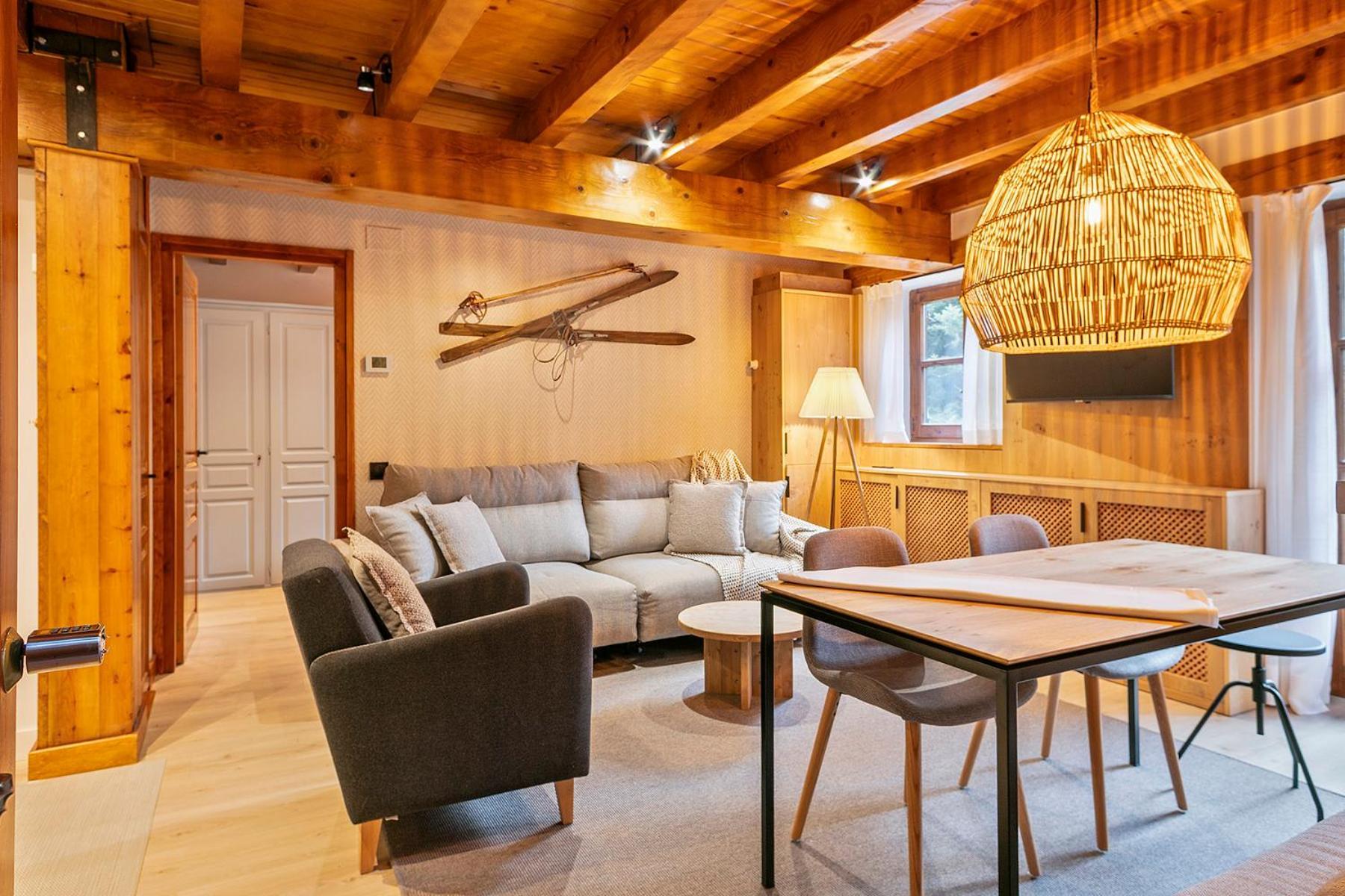 Luderna - Apartamento Con Jardin Pleta De Arties Montardo Экстерьер фото